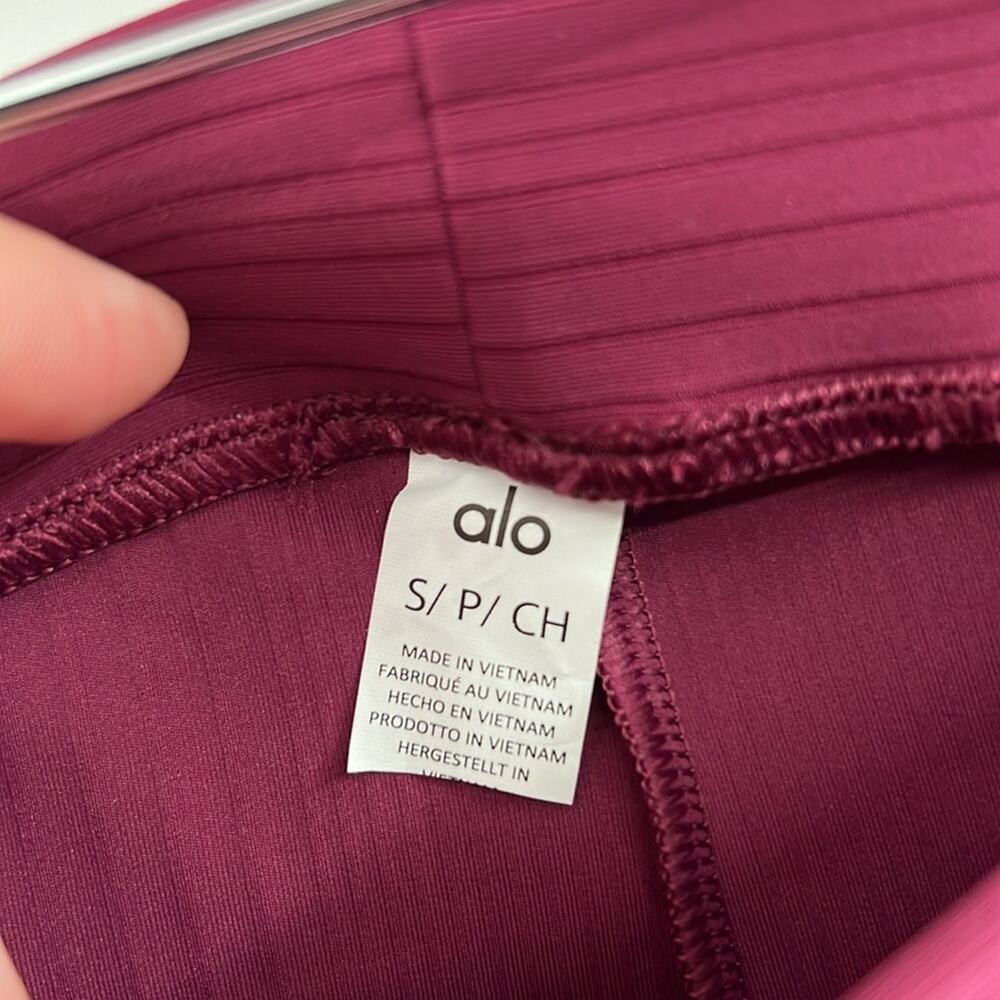 Alo Yoga Women's Ribbed Leggings - Raspberry - Small - Picture 3 of 6
